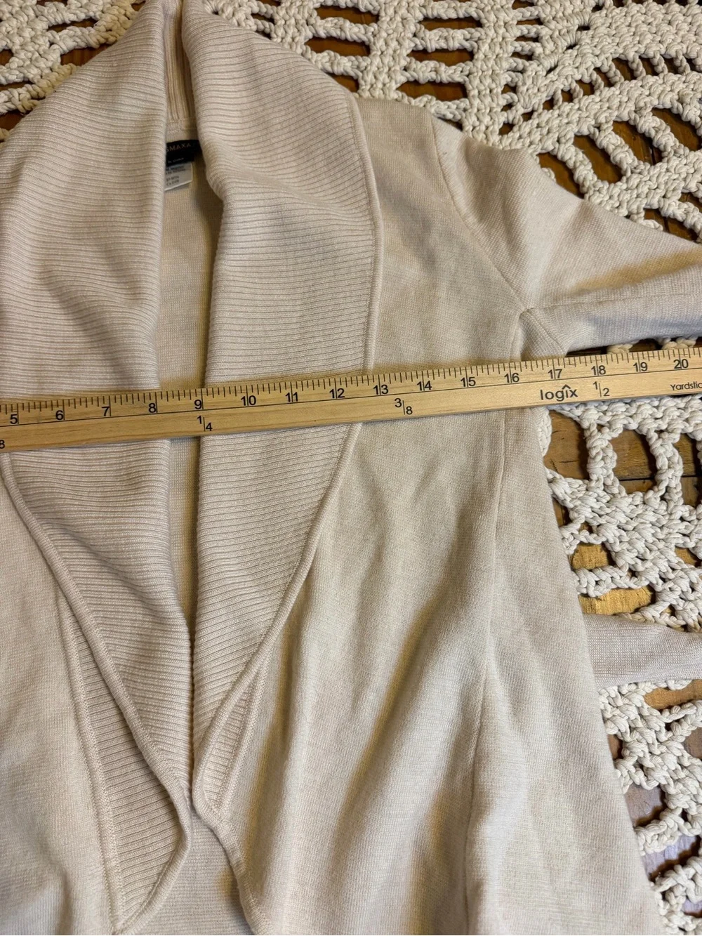 BCBGMaxAzria ivory cream